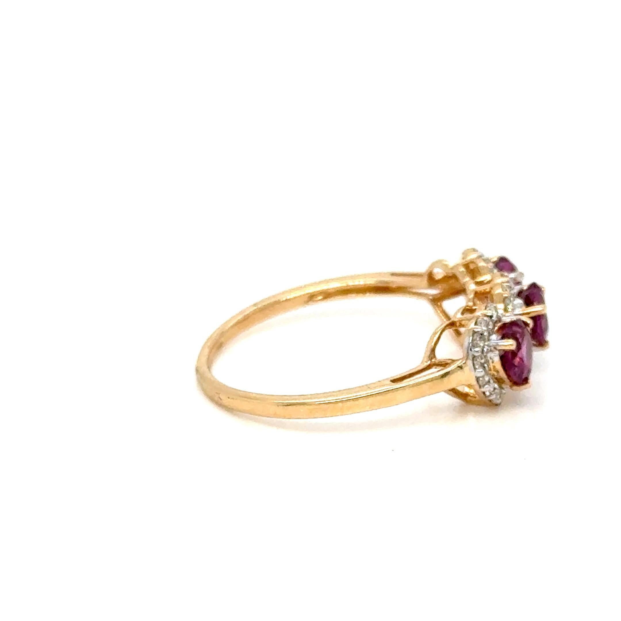 Heart Shape Rhodolite With Diamond 14K Yellow Gold Ring In New Condition For Sale In New York, NY