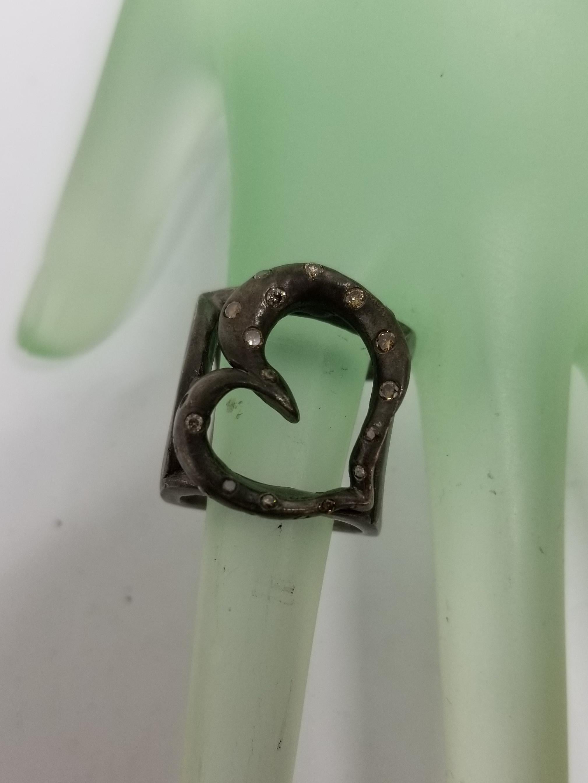 Round Cut Heart Shape Ring with Diamonds in Silver Gesha For Sale