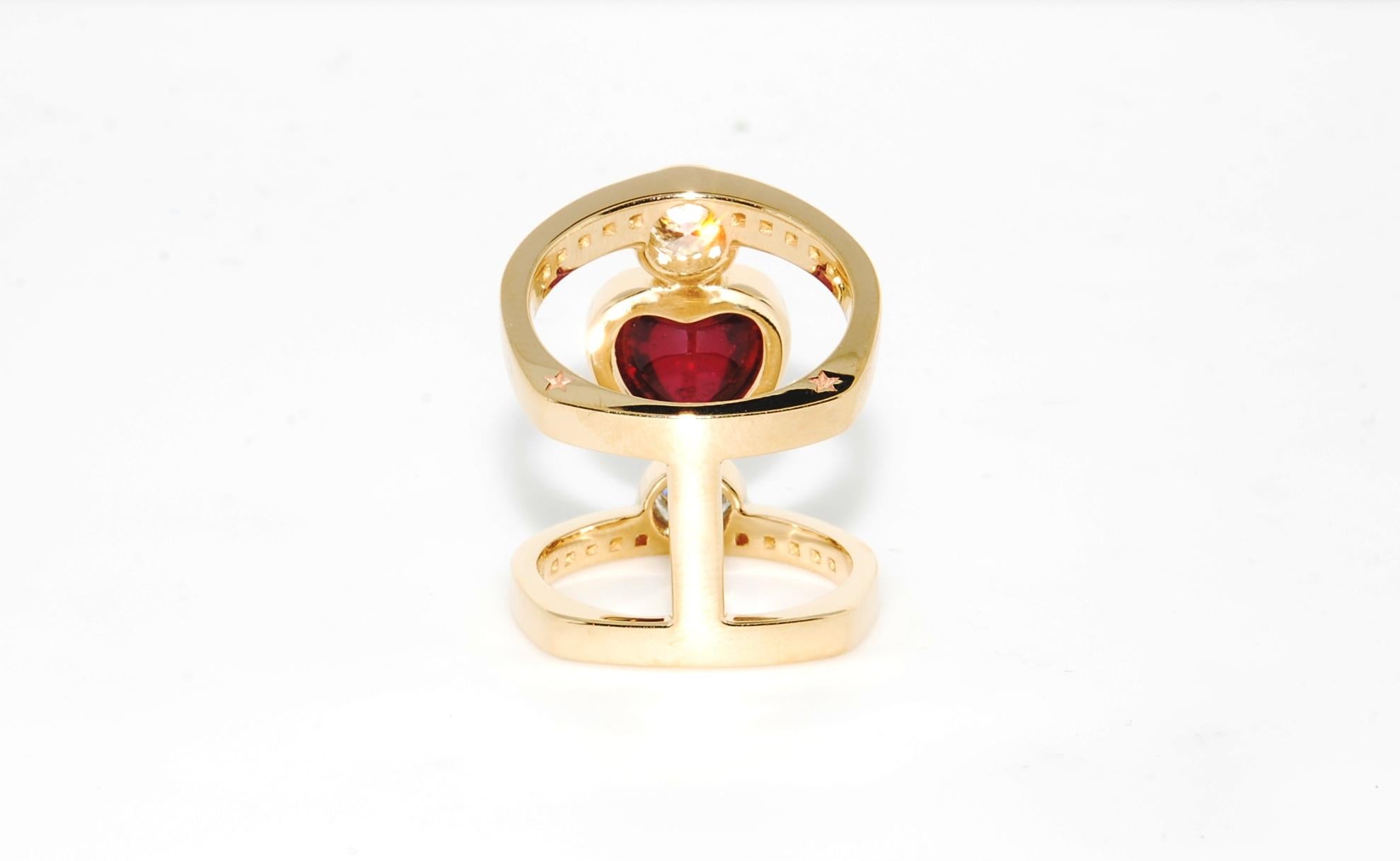 Modern Heart Shape Ruby Cabochon and Ideal cut Diamond ring in 14 Karat Yellow Gold For Sale