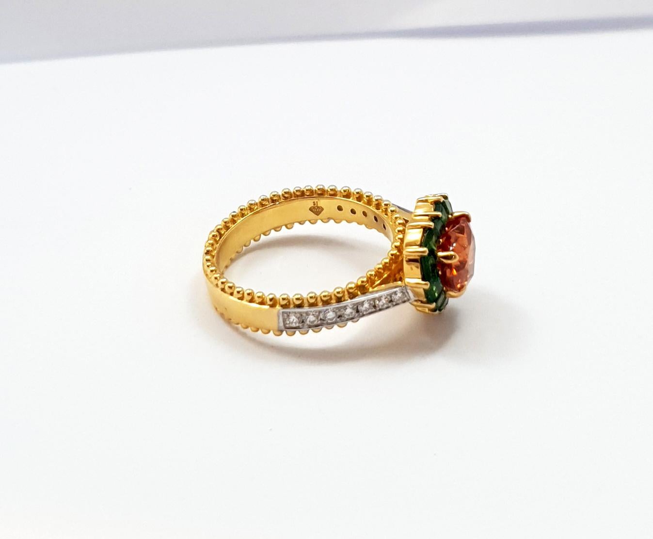 Heart Shape Spessartite Garnet, Tsavorite and Diamond Ring set in 18K Gold For Sale 2