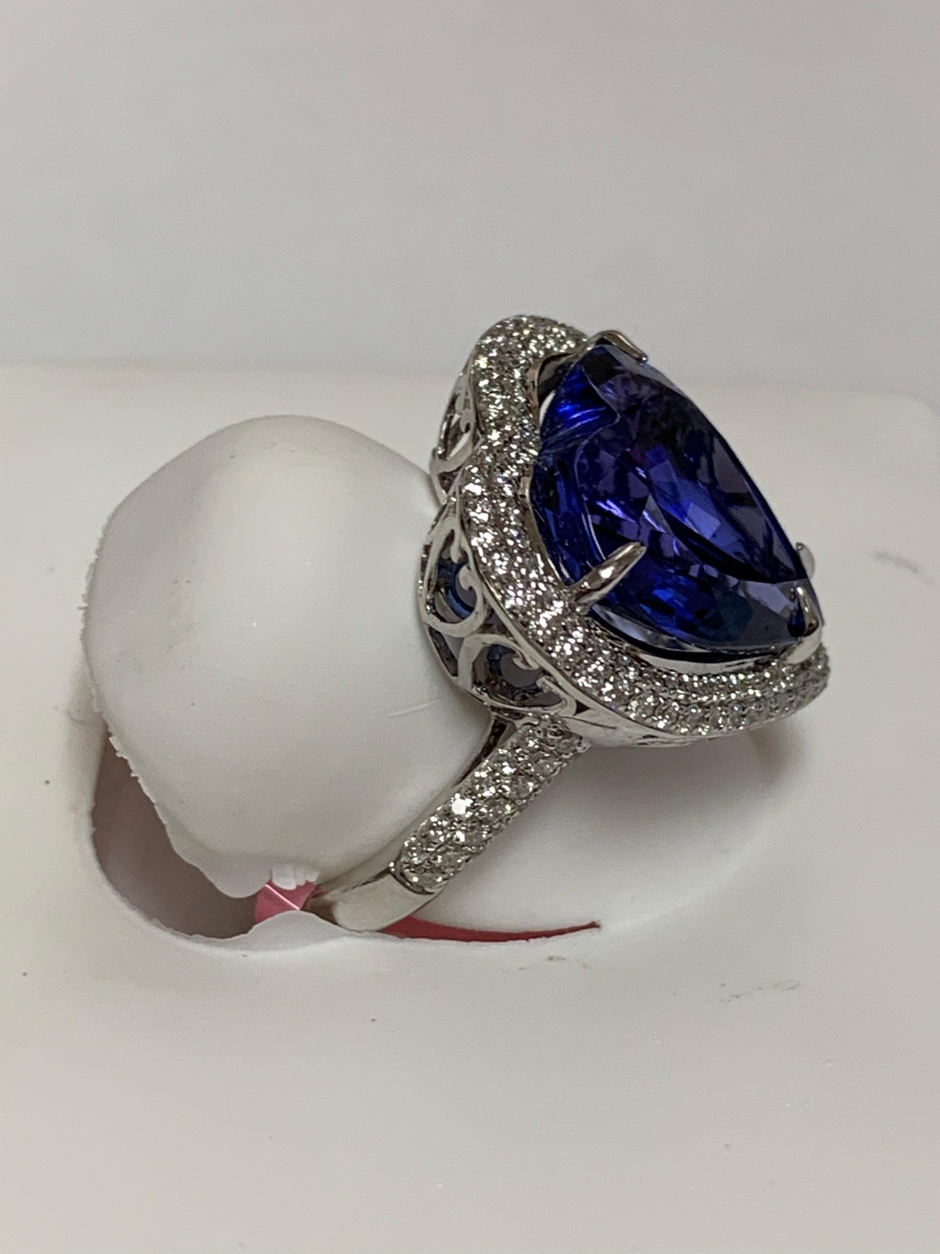Heart Shape Tanzanite Diamonds Ring In New Condition In Trumbull, CT