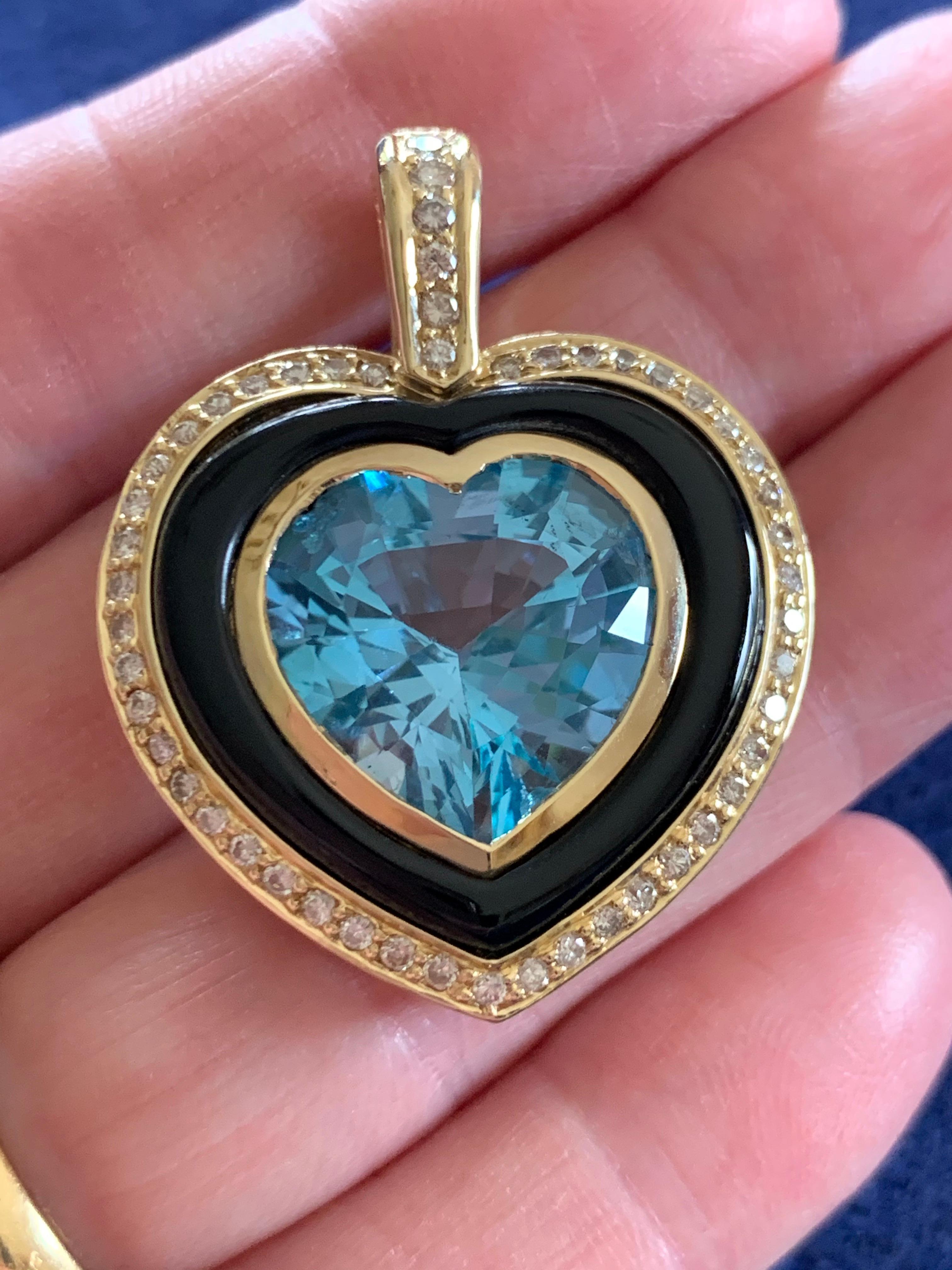 Women's Heart Shaped 10 Carat Blue Topaz Onyx and Diamond Pendant in 9 Carat Yellow Gold For Sale