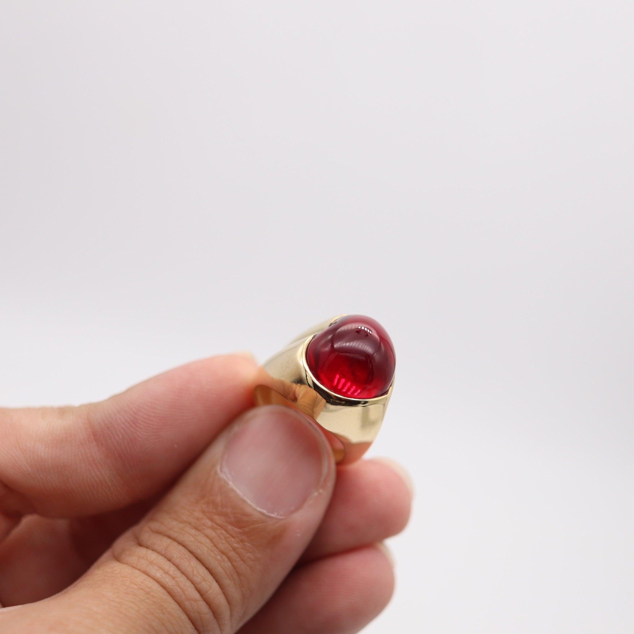 HEART SHAPED 1970 Cocktail Ring In 18Kt Yellow Gold With 9.56 Cts Rubellite For Sale 2