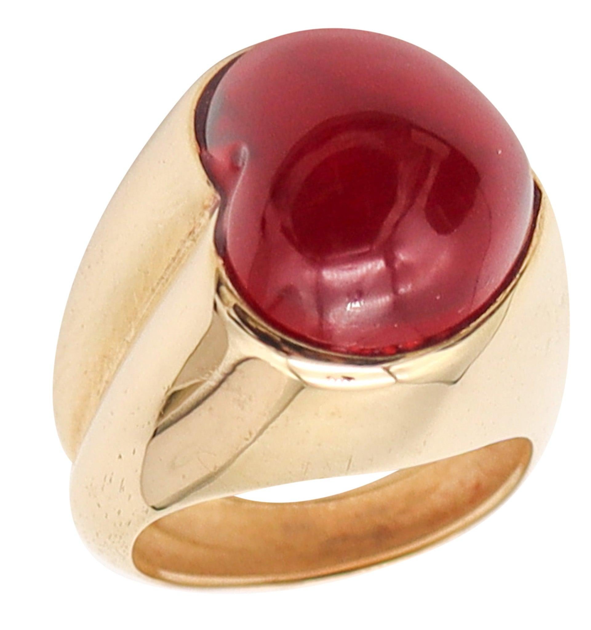 HEART SHAPED 1970 Cocktail Ring In 18Kt Yellow Gold With 9.56 Cts Rubellite For Sale