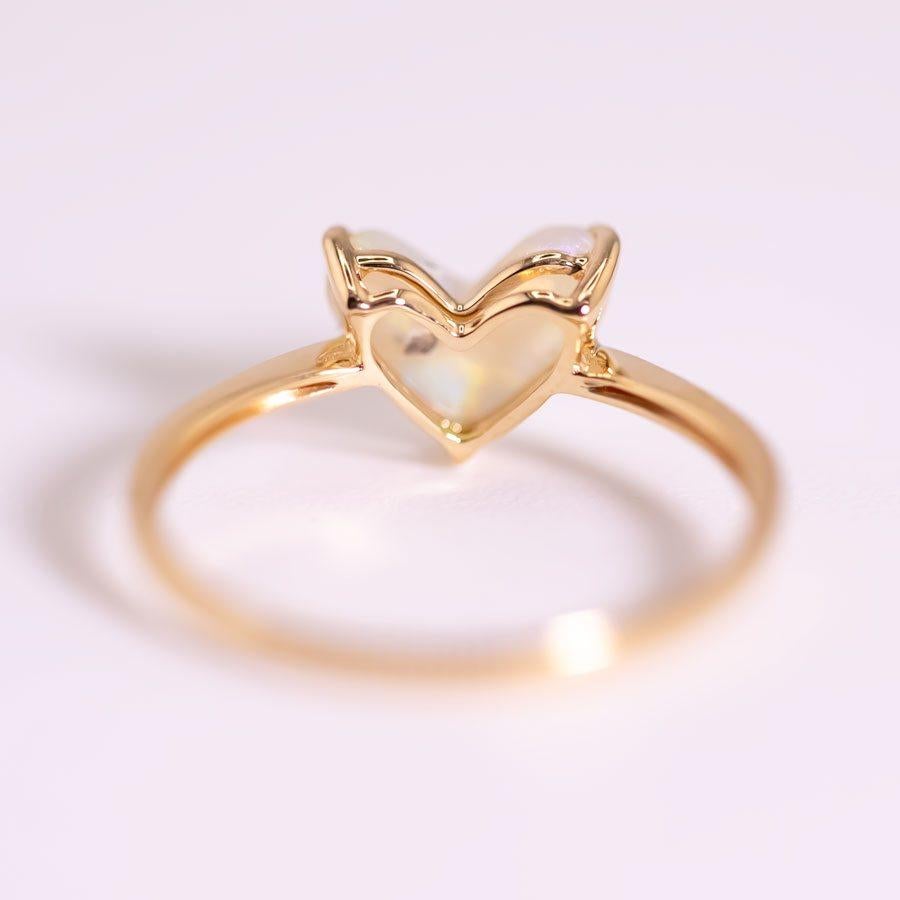 Heart Shaped Australian White Opal Engagement Ring 18K Yellow Gold In New Condition In Suwanee, GA