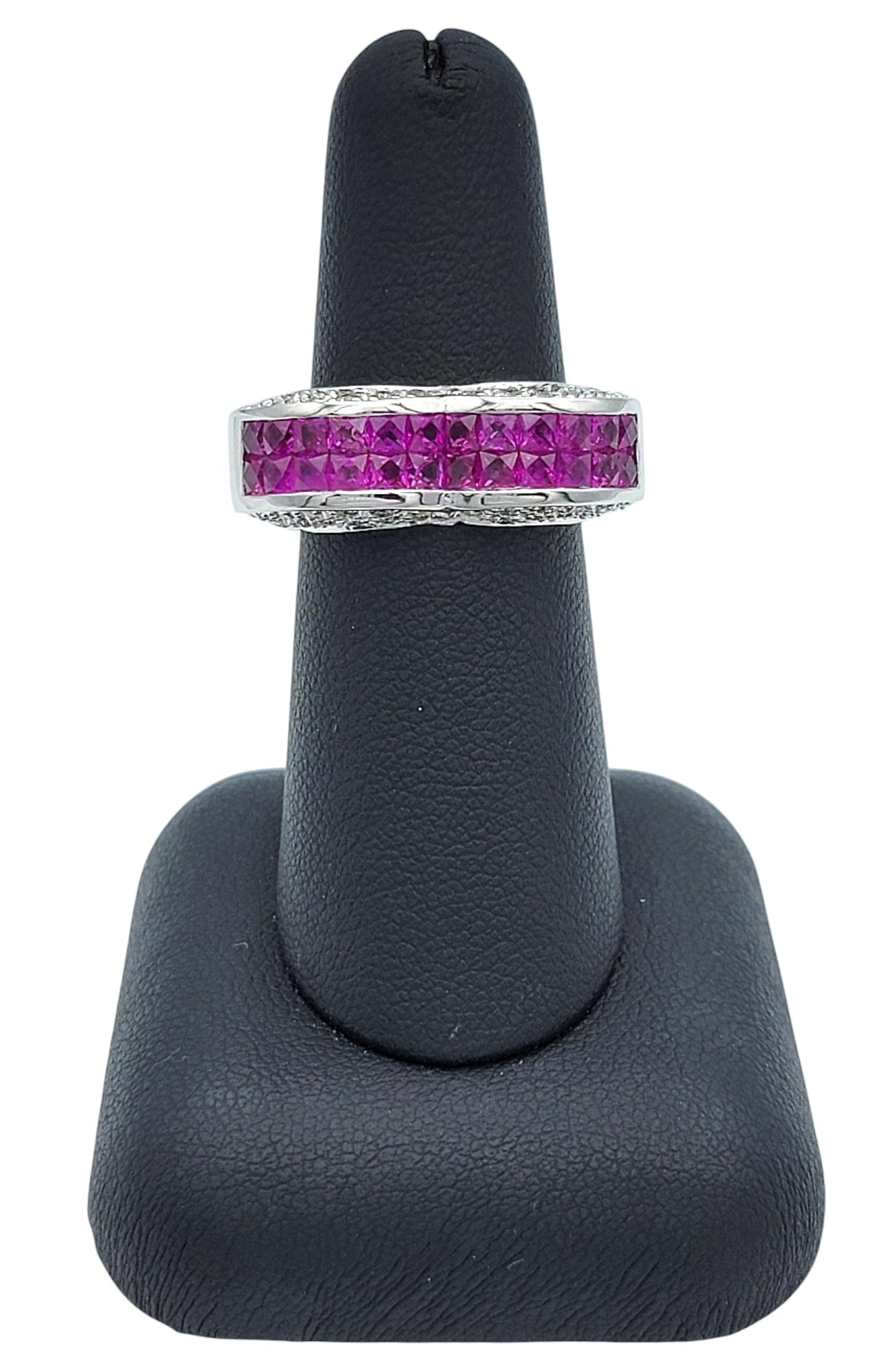 Bague en or blanc 18 carats en forme de cœur avec diamants et saphirs roses en vente 5