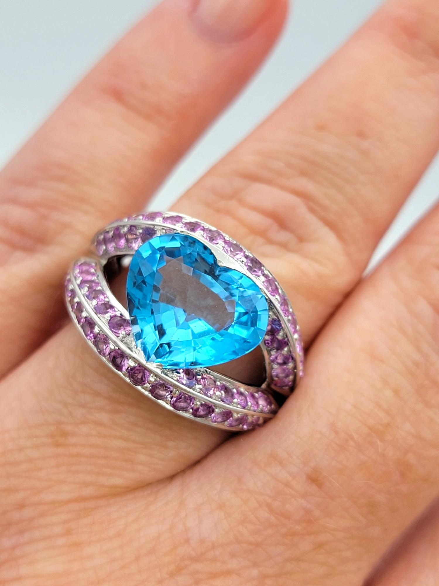 Heart Shaped Blue Topaz Split Shank White Gold Cocktail Ring with Pink Sapphires For Sale 4