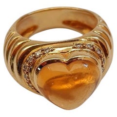 Anillo de oro de 18k con citrino en forma de corazón