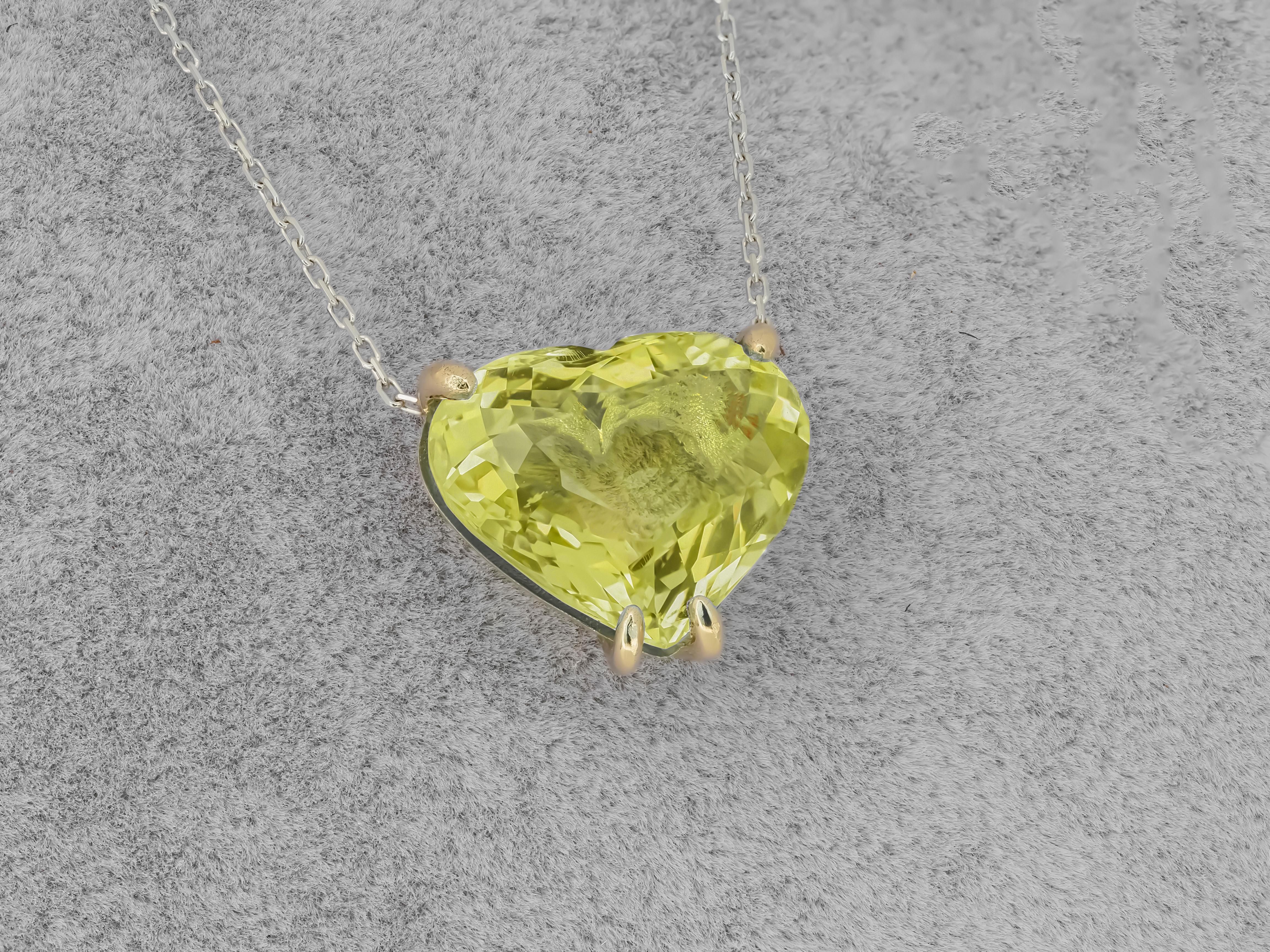 Heart shaped citrine pendant necklace in 14k gold.  For Sale 6