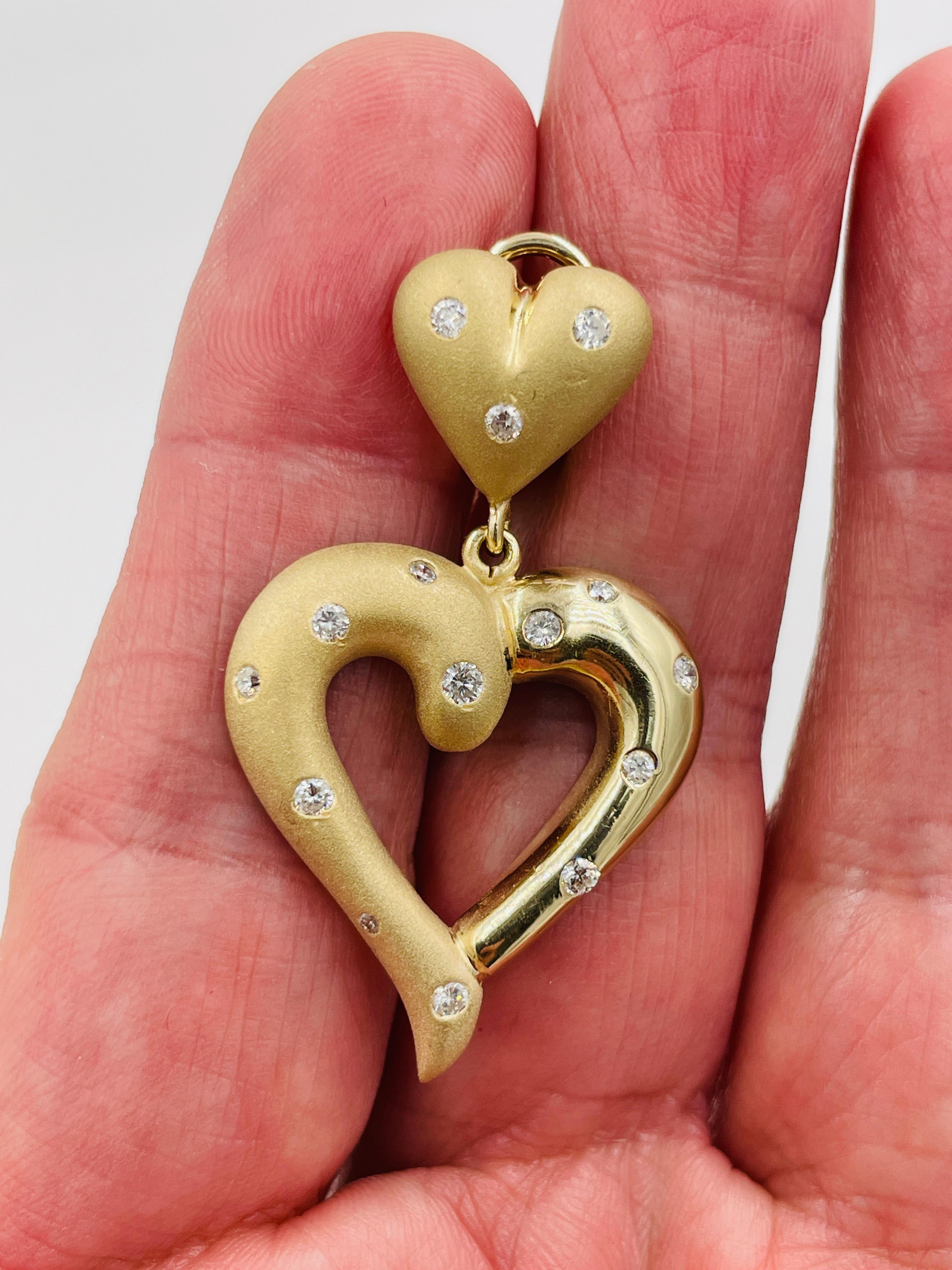Round Cut Heart Shaped Dangling Yellow Gold Diamond Earrings For Sale