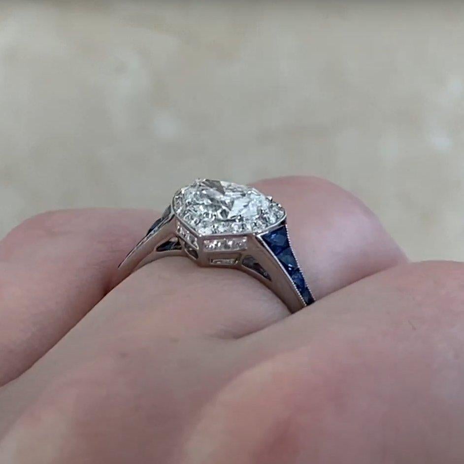 Anello con cluster di diamanti a forma di cuore (circa 0,90 carati), platino In condizioni ottime in vendita a New York, NY