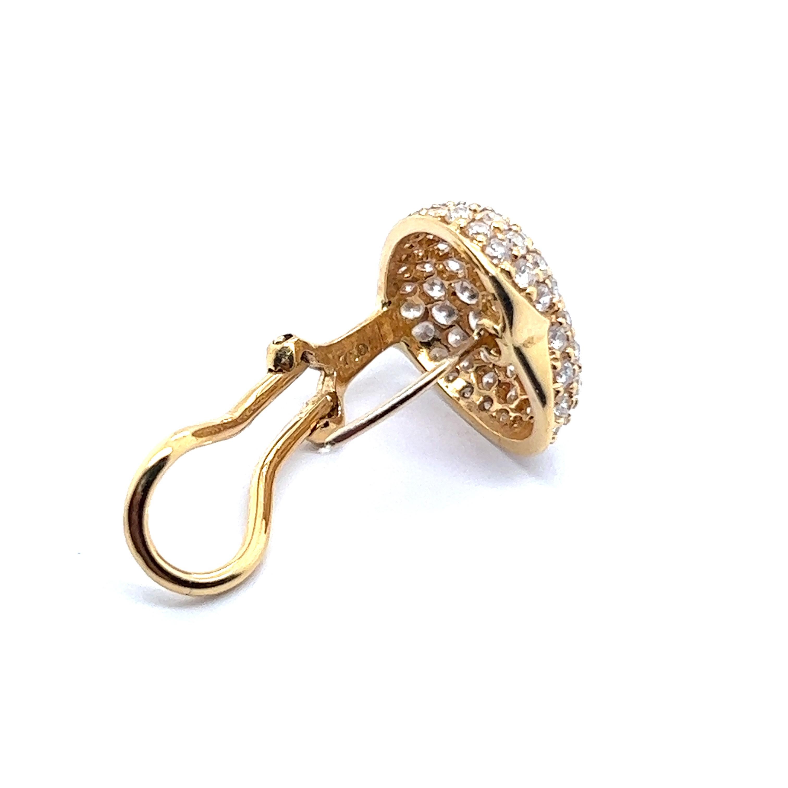 Women's or Men's Heart Shaped Diamond Pavé Earrings in 18 Karat Yellow Gold For Sale