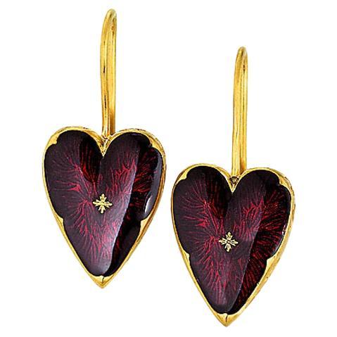 Heart-Shaped Earrings 18k Yellow Gold Red Vitreous Guilloche Enamel 17 x 13 mm For Sale