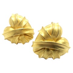 Vintage Heart-shaped Earrings in 18 Karat Yellow Gold by Kieselstein-Cord