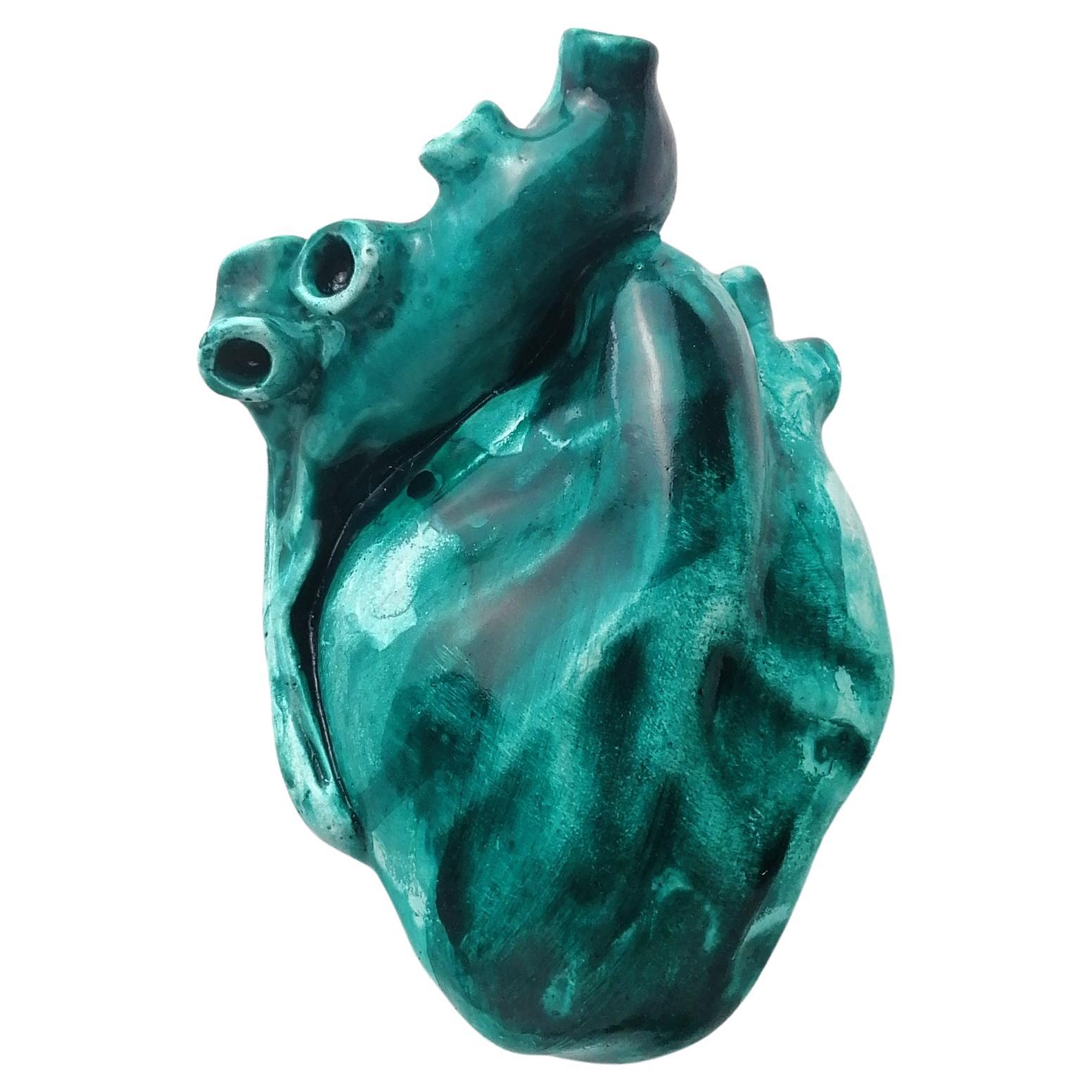Herzförmiges grünes Aquarell, 2022, Handgefertigt in Italien, Anatomisches Herz im Angebot