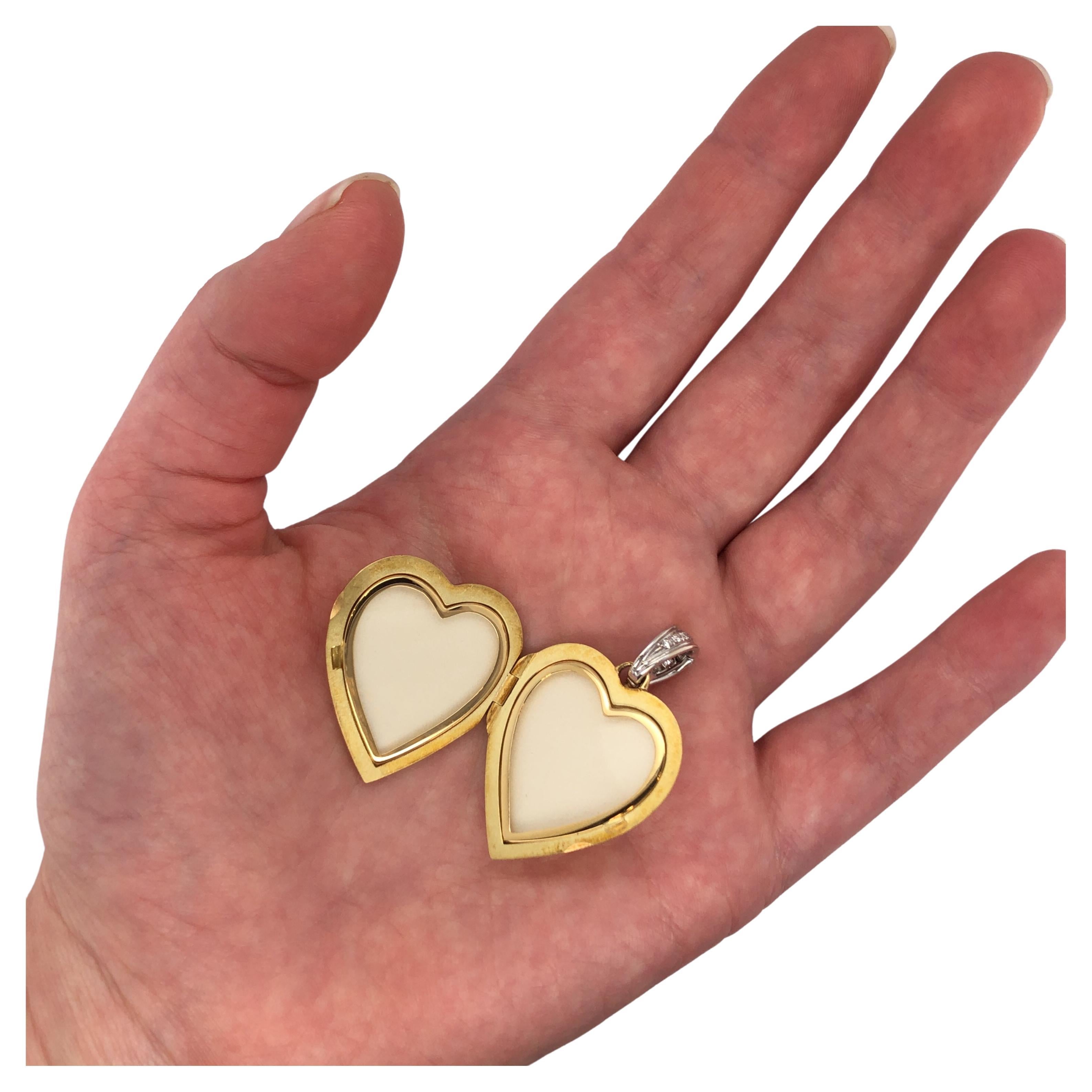 Brilliant Cut Heart Locket Pendant 18k Yellow Gold White Gold Yellow Enamel 4 Diamonds 0.8 ct For Sale