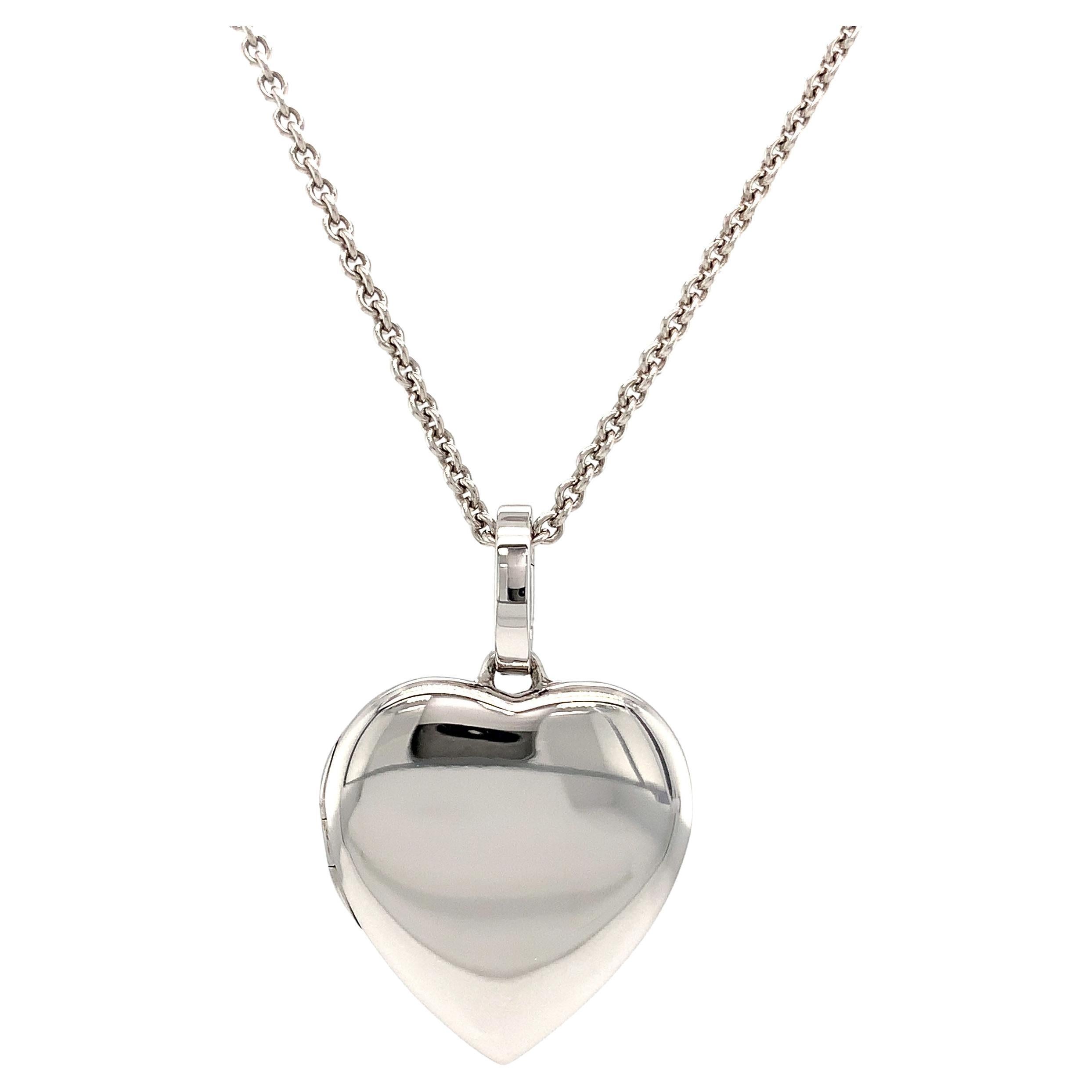 Heart Shaped Locket Pendant Necklace - 18k Polished White Gold - 23.0 x 25.0 mm For Sale