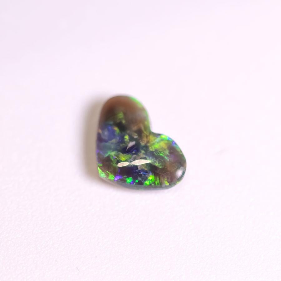 Artist Heart Shaped Natural Australian Black Opal 1.01ct Loose Gemstone Jewelry Making For Sale
