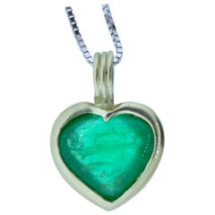 Heart Shaped Natural Emerald Necklace