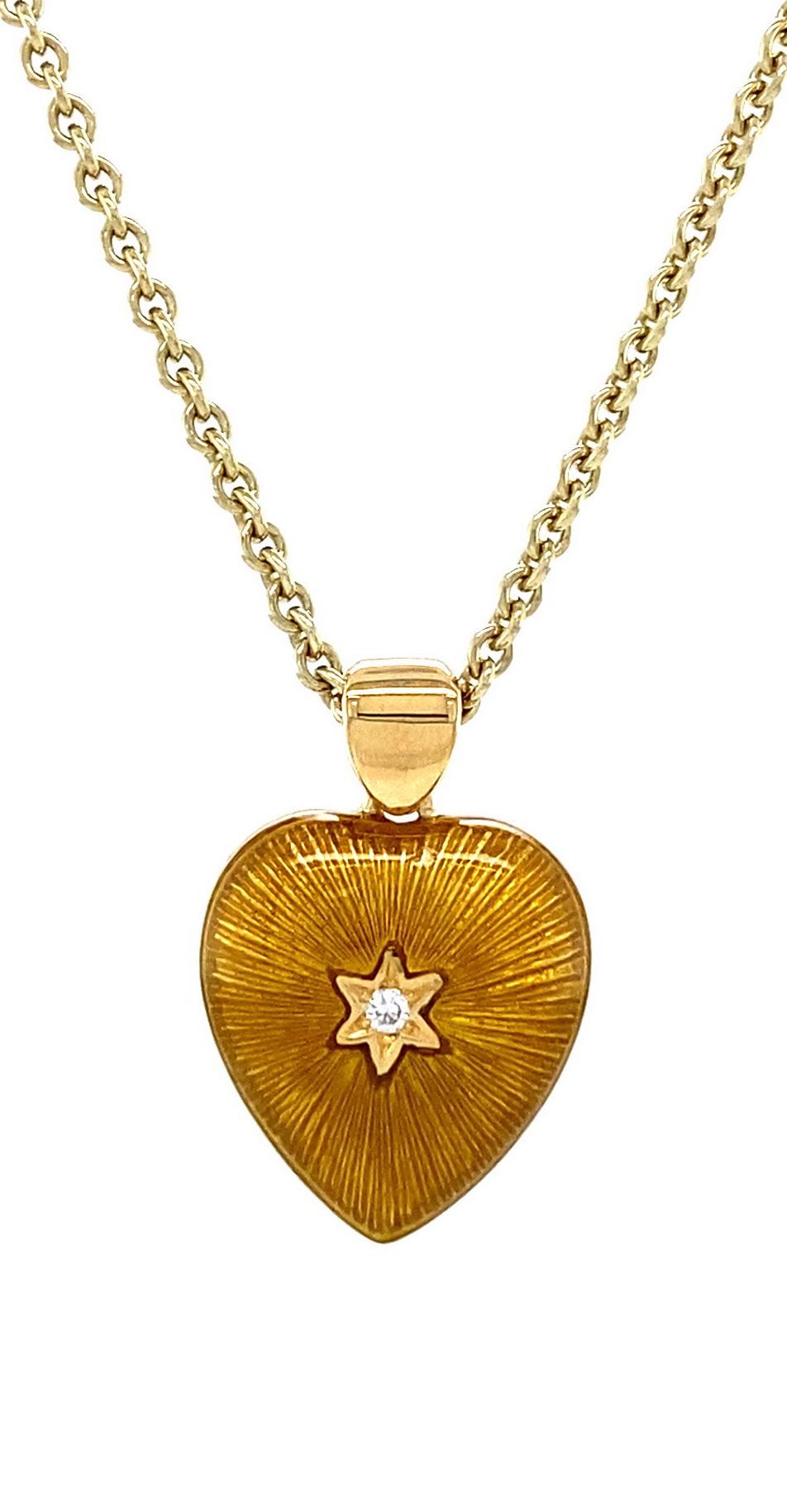 Contemporain Pendentif en forme de cœur bicolore en or jaune 18 carats et émail bleu/jaune avec diamants 2,02 carats en vente