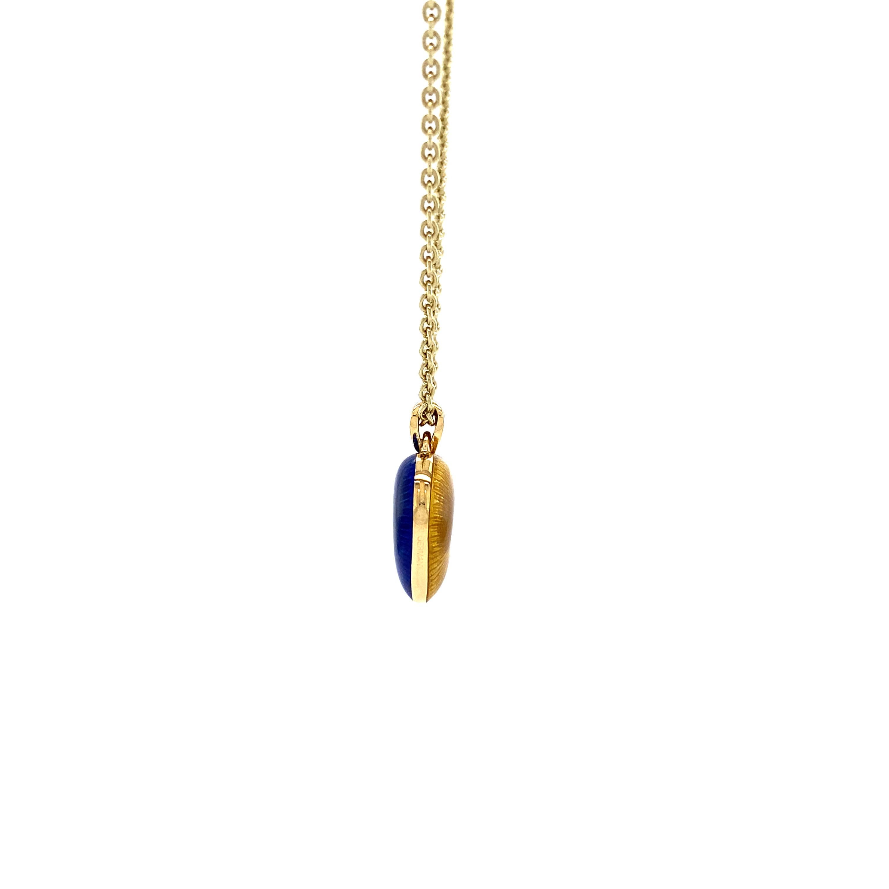 Pendentif en forme de cœur bicolore en or jaune 18 carats et émail bleu/jaune avec diamants 2,02 carats en vente 2