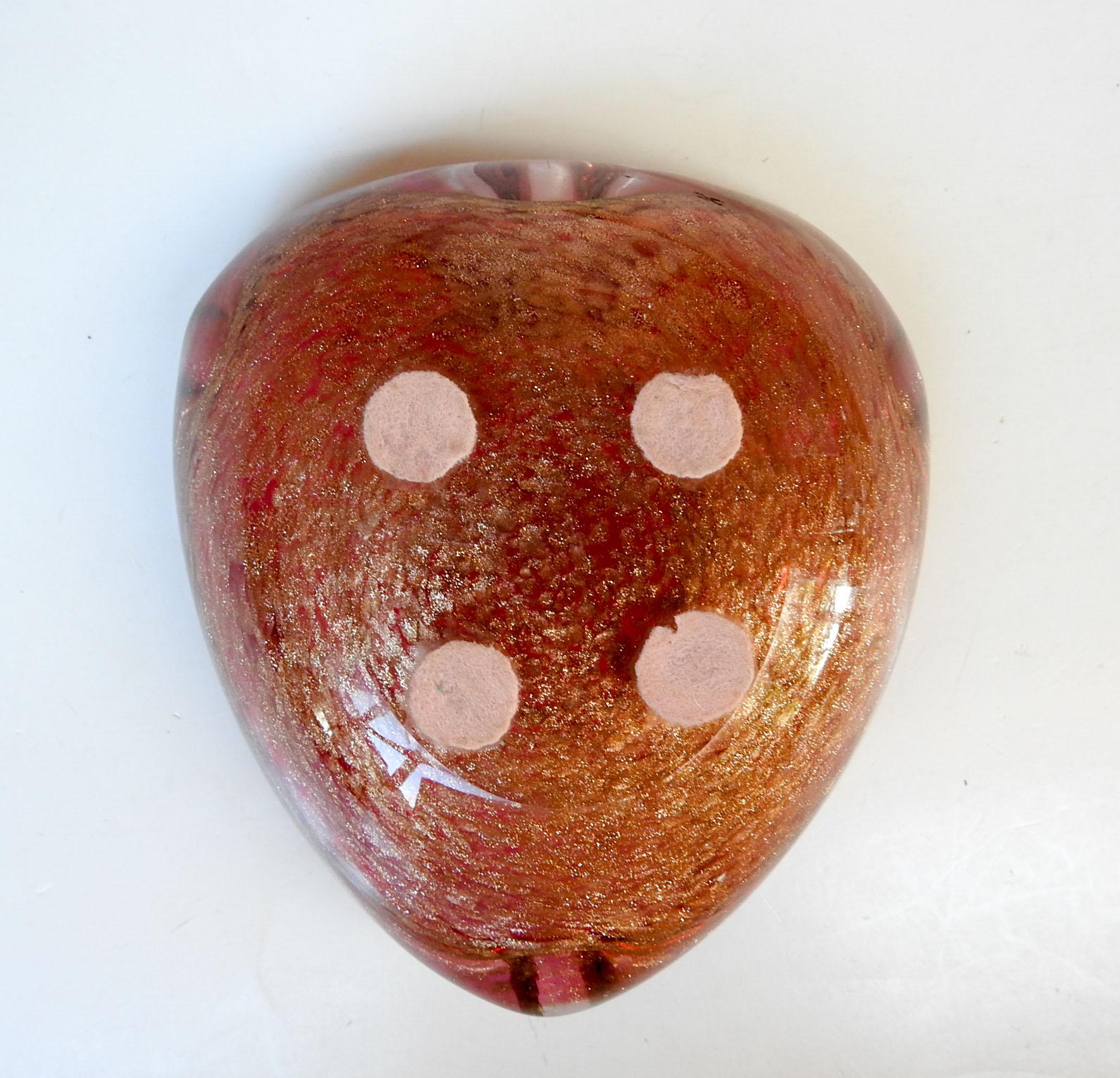 Heart Shaped Red Pink Gold Sparkles Murano Glass Bowl For Sale 1