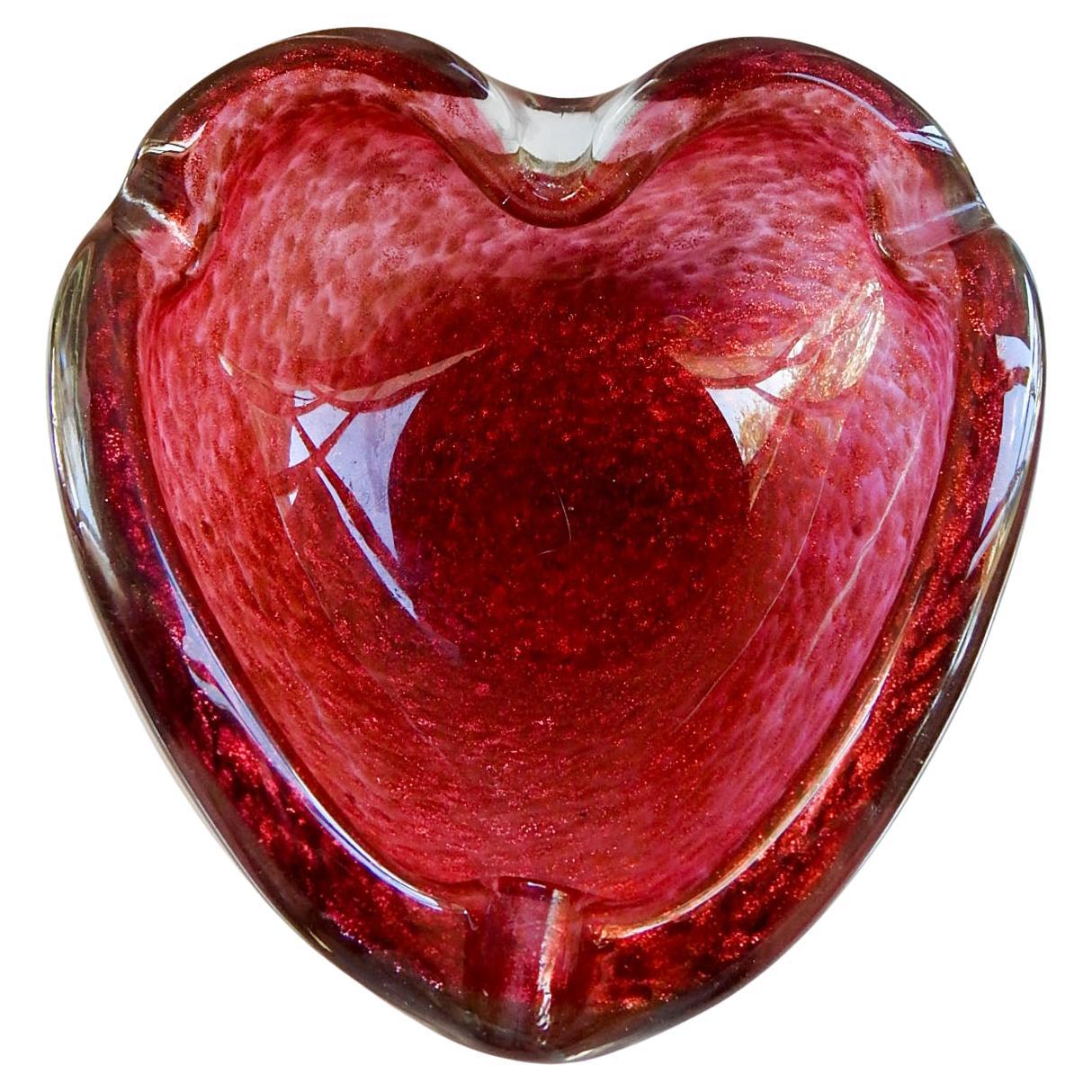 Bol en verre de Murano en forme de cœur rouge, rose et or scintillant en vente