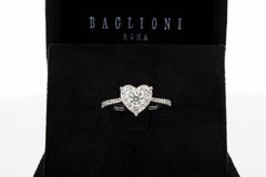 Heart-Shaped Engagement Ring with 0.75 ct of Diamonds