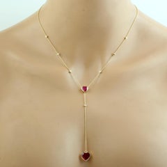 Herzförmige Rubin-Halskette mit Diamanten aus 18 Karat Gelbgold