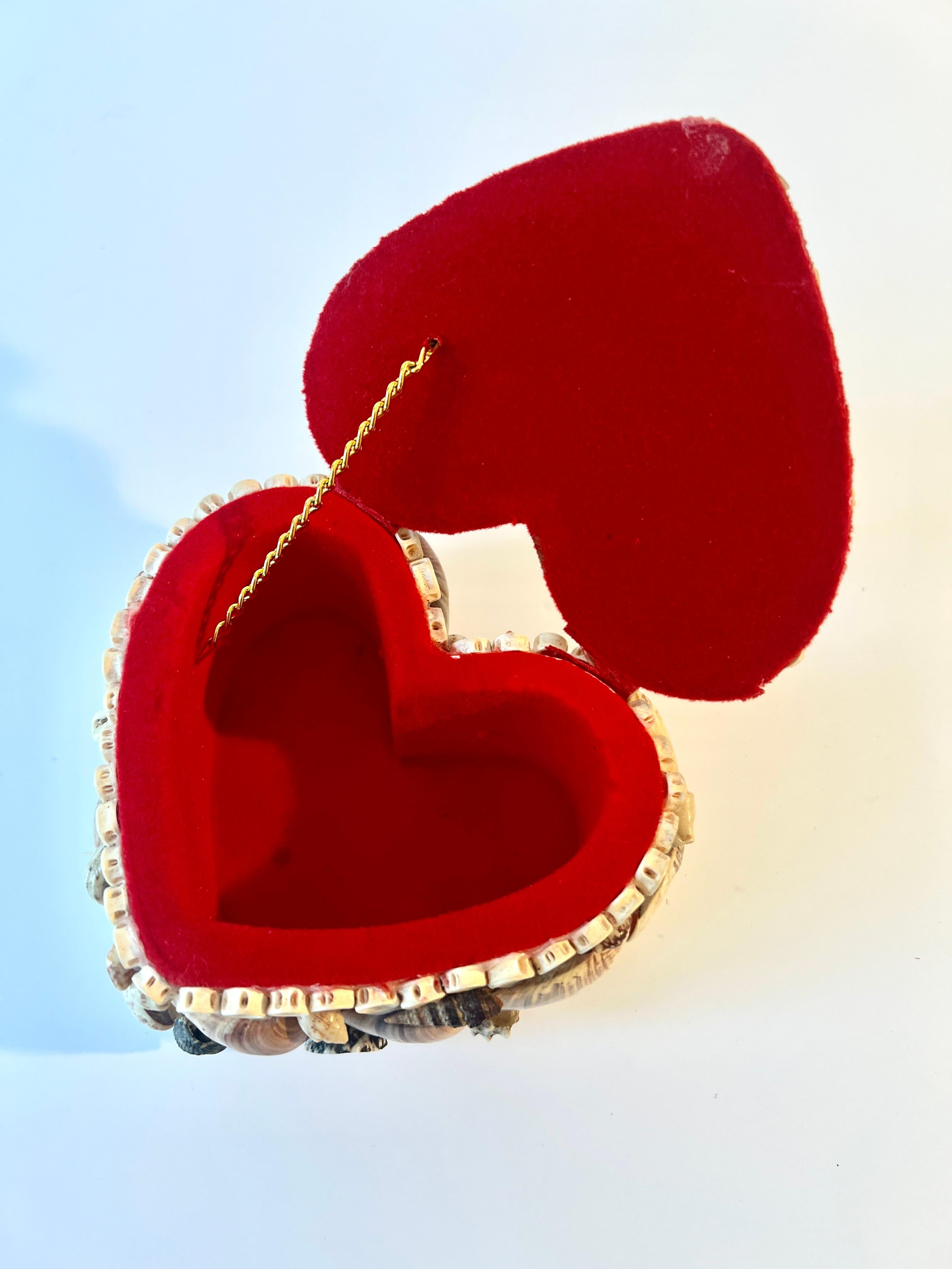 20th Century Heart Shaped Shell Encrusted Box with Hinged Lid and Red lining For Sale