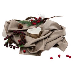 Heart-shaped silver box with removable lid