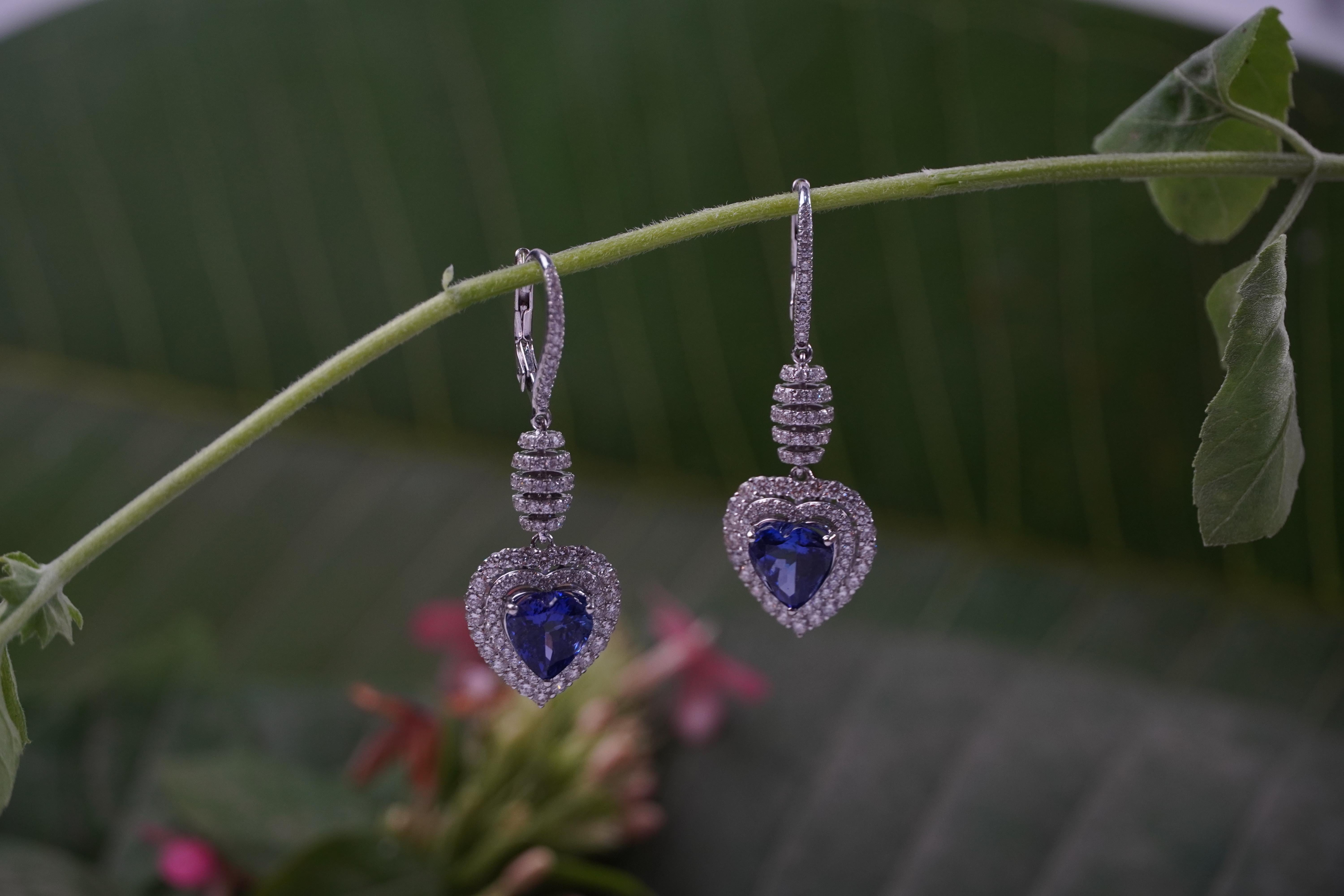 You shall need Tanzanite Dangle earrings to make a statement with your look. These earrings create a sparkling, luxurious look featuring heart cut gemstone.
If you love to gravitate towards unique styles, this piece of jewelry is perfect for you.