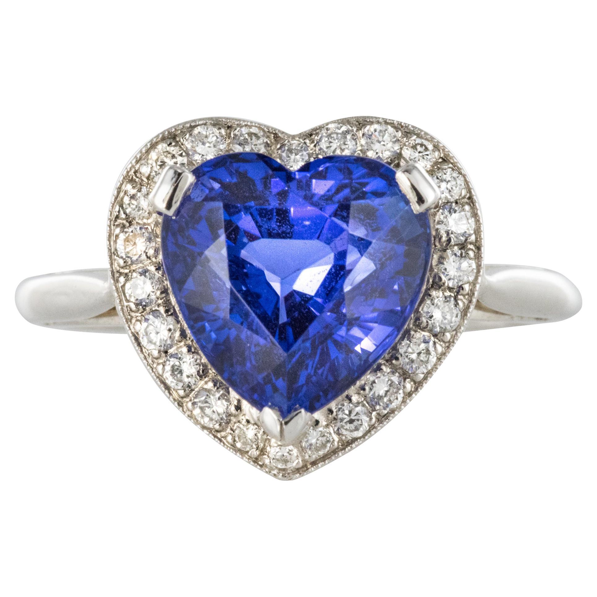 Bague en or avec tanzanite en forme de cur et diamants