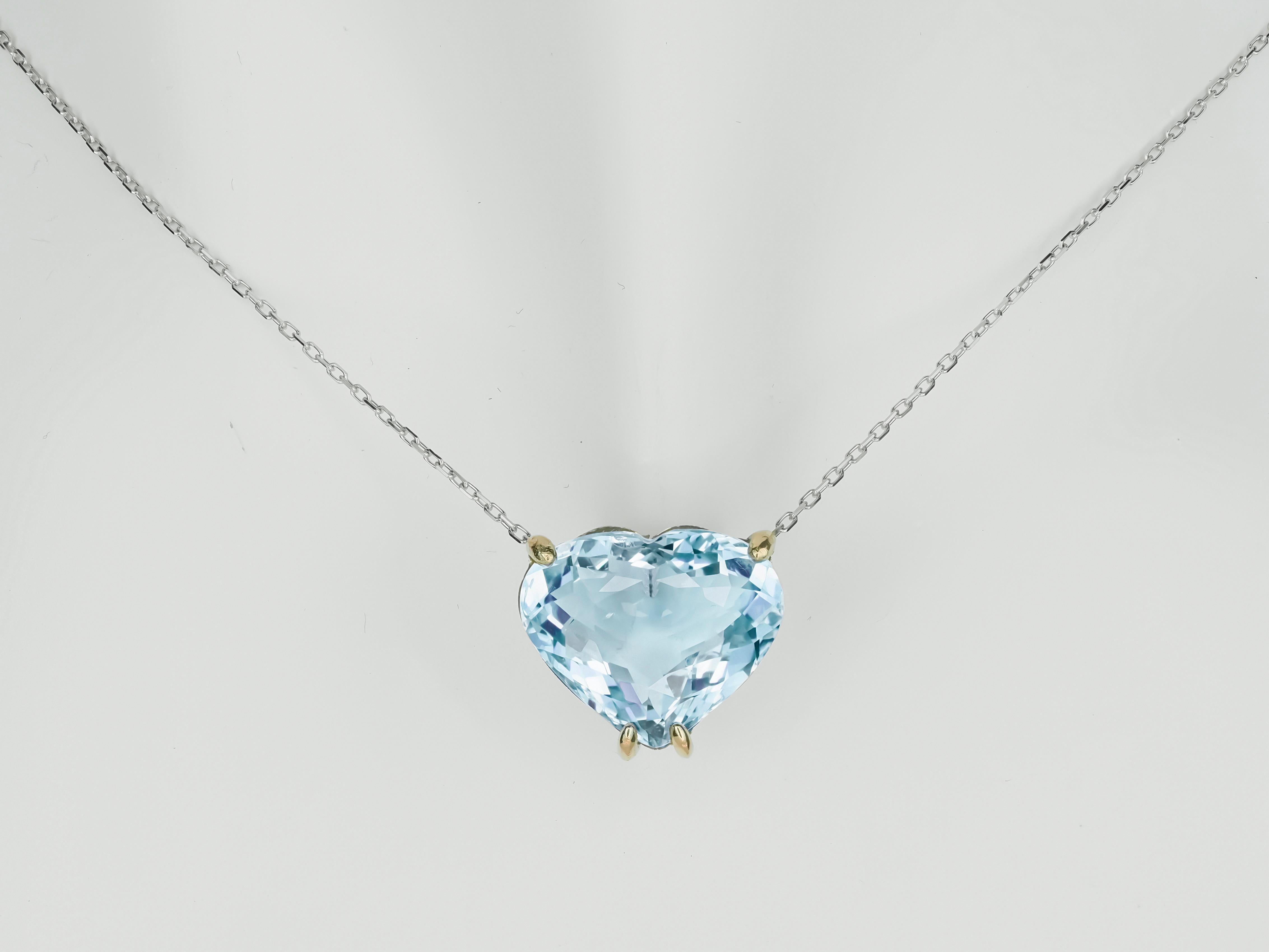 Heart shaped topaz pendant necklace in 14k gold.  For Sale 4