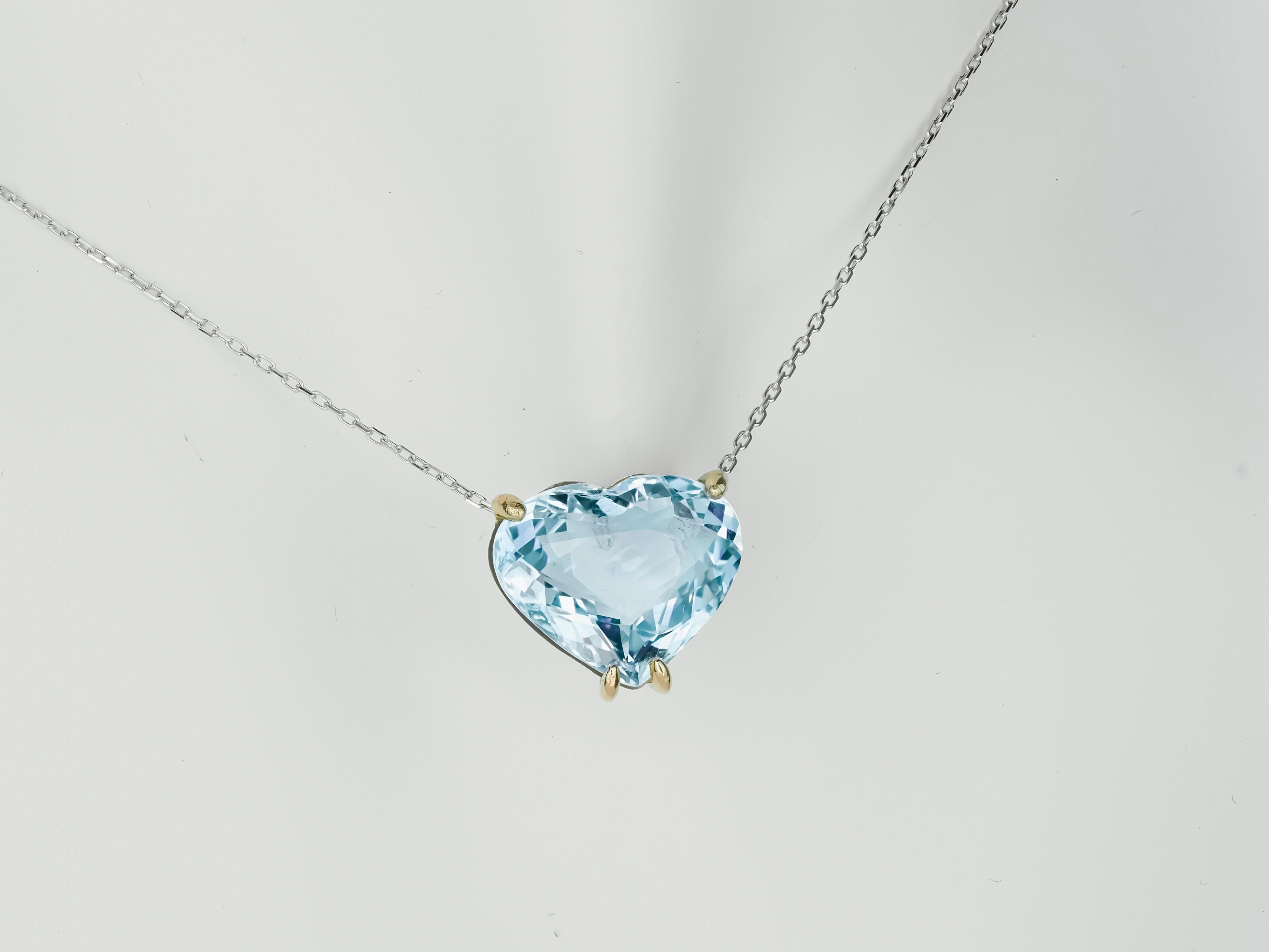 Heart shaped topaz pendant necklace in 14k gold.  For Sale 5