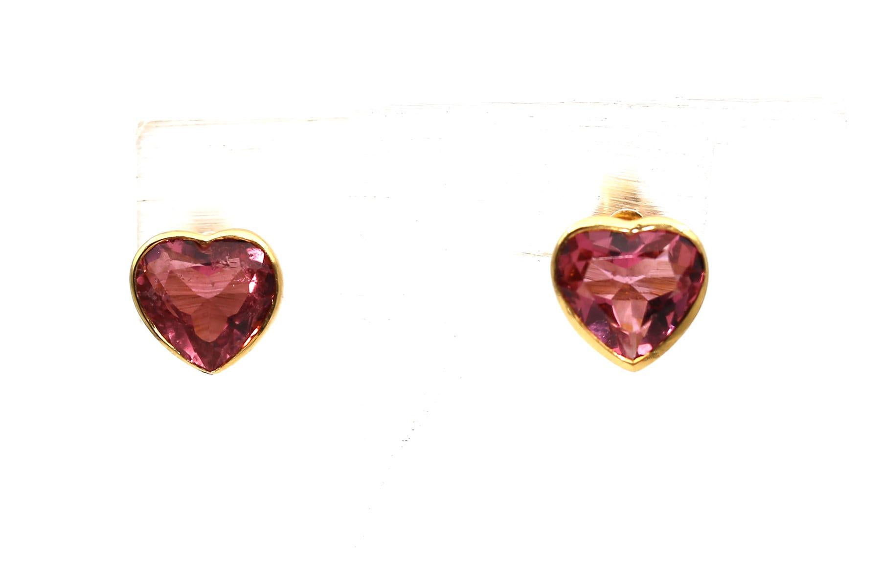 Women's Heart Shaped Tourmaline Earring 18K Yellow Gold, 2000 For Sale