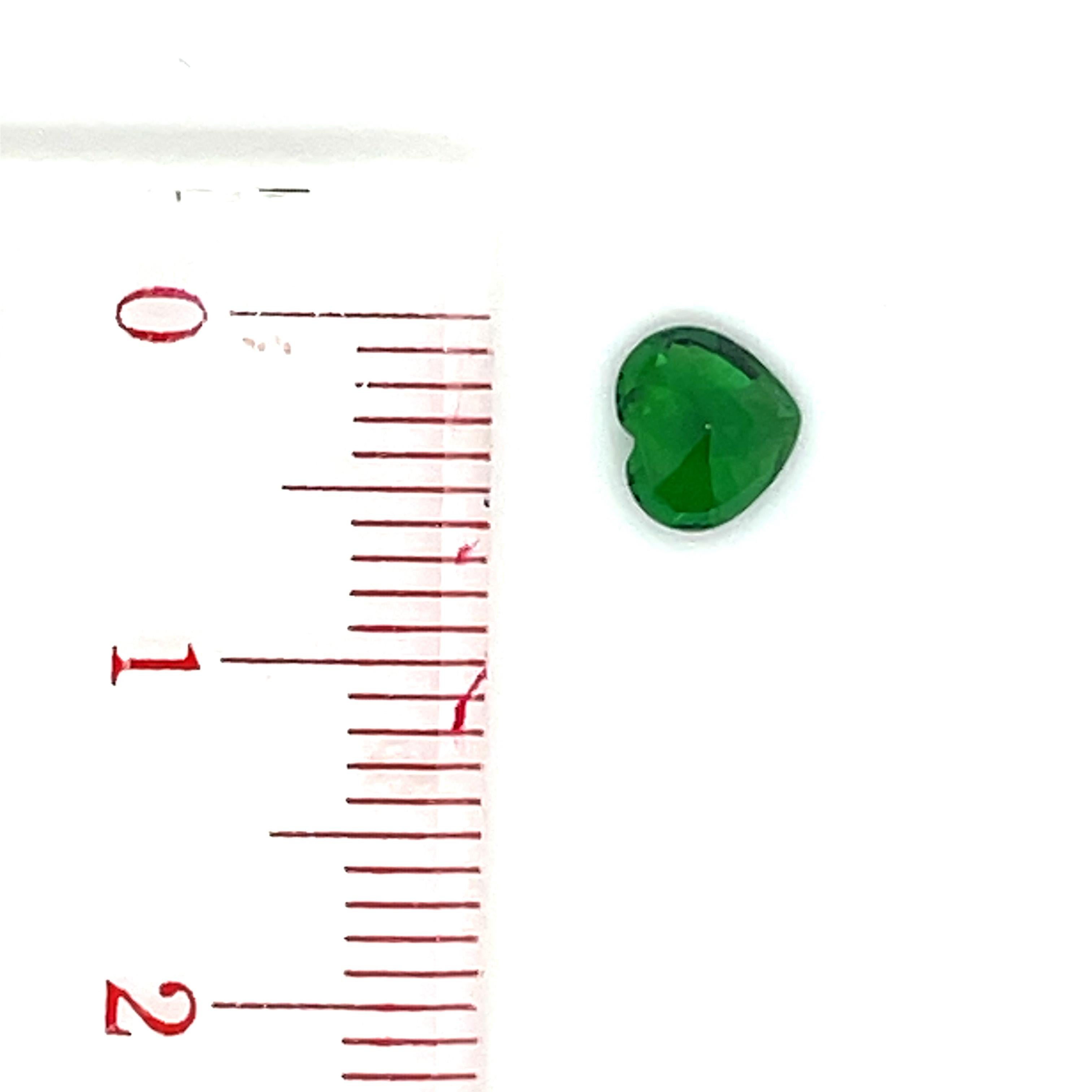 Tsavorite en forme de coeur Cts 0.77 en vente 1