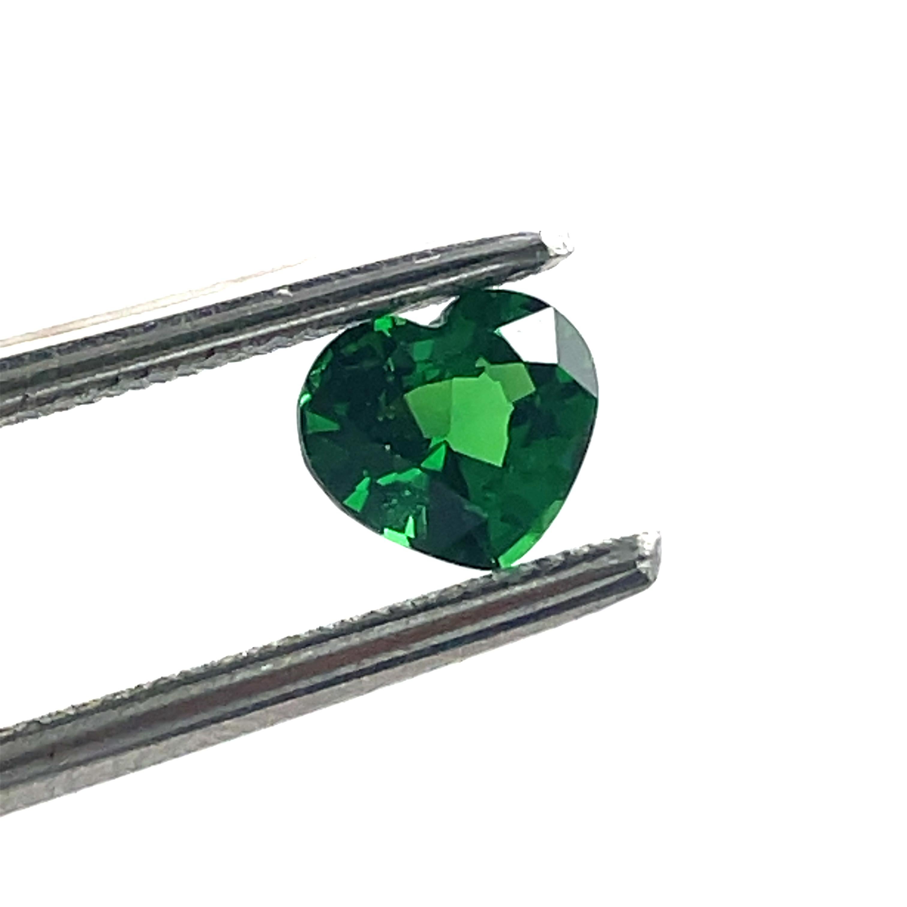 Taille cœur Tsavorite en forme de coeur Cts 0.77 en vente