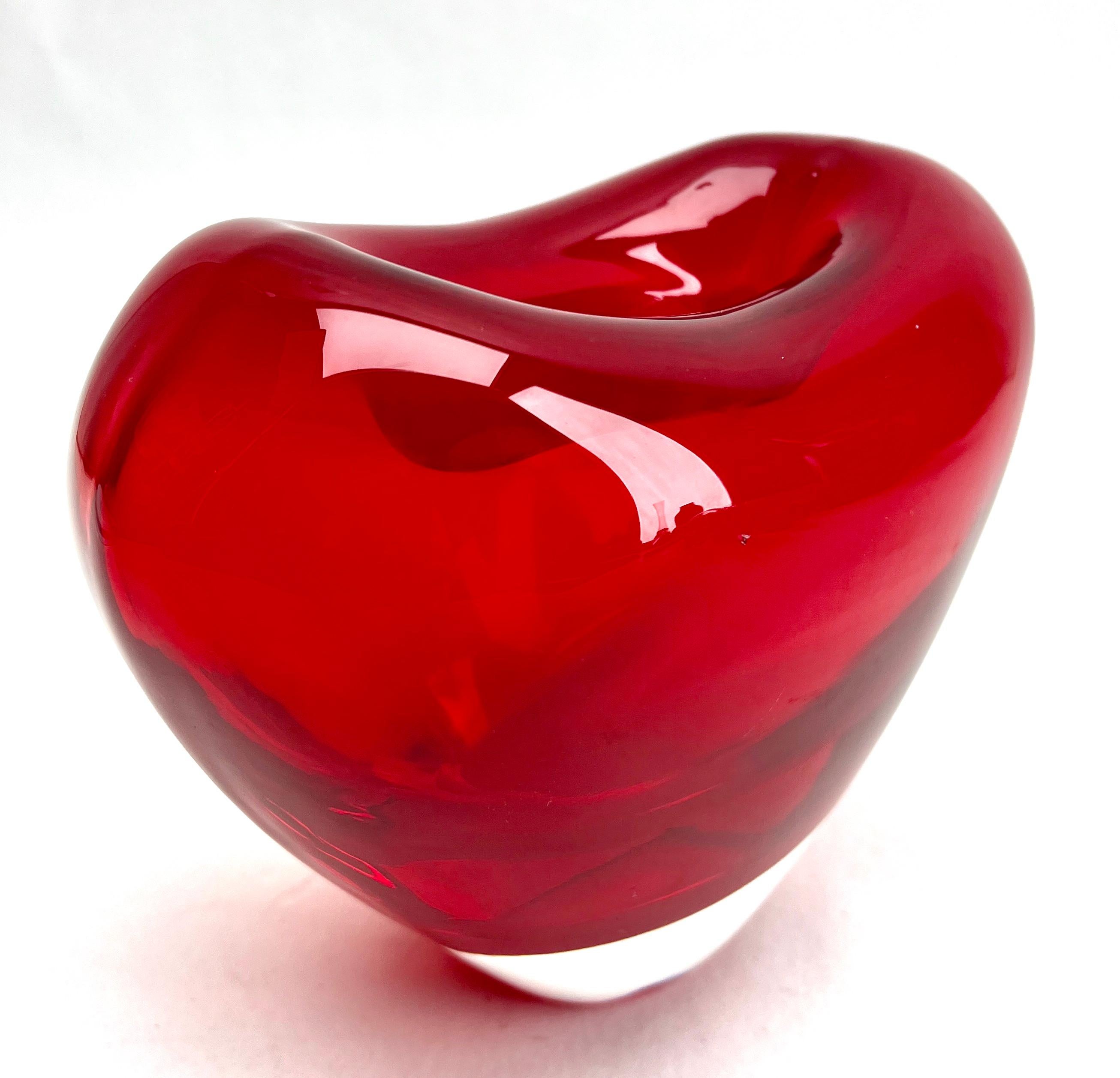 Italian Heart-shaped vase. Salviati collection, designed by Maria Christina Hamel. 