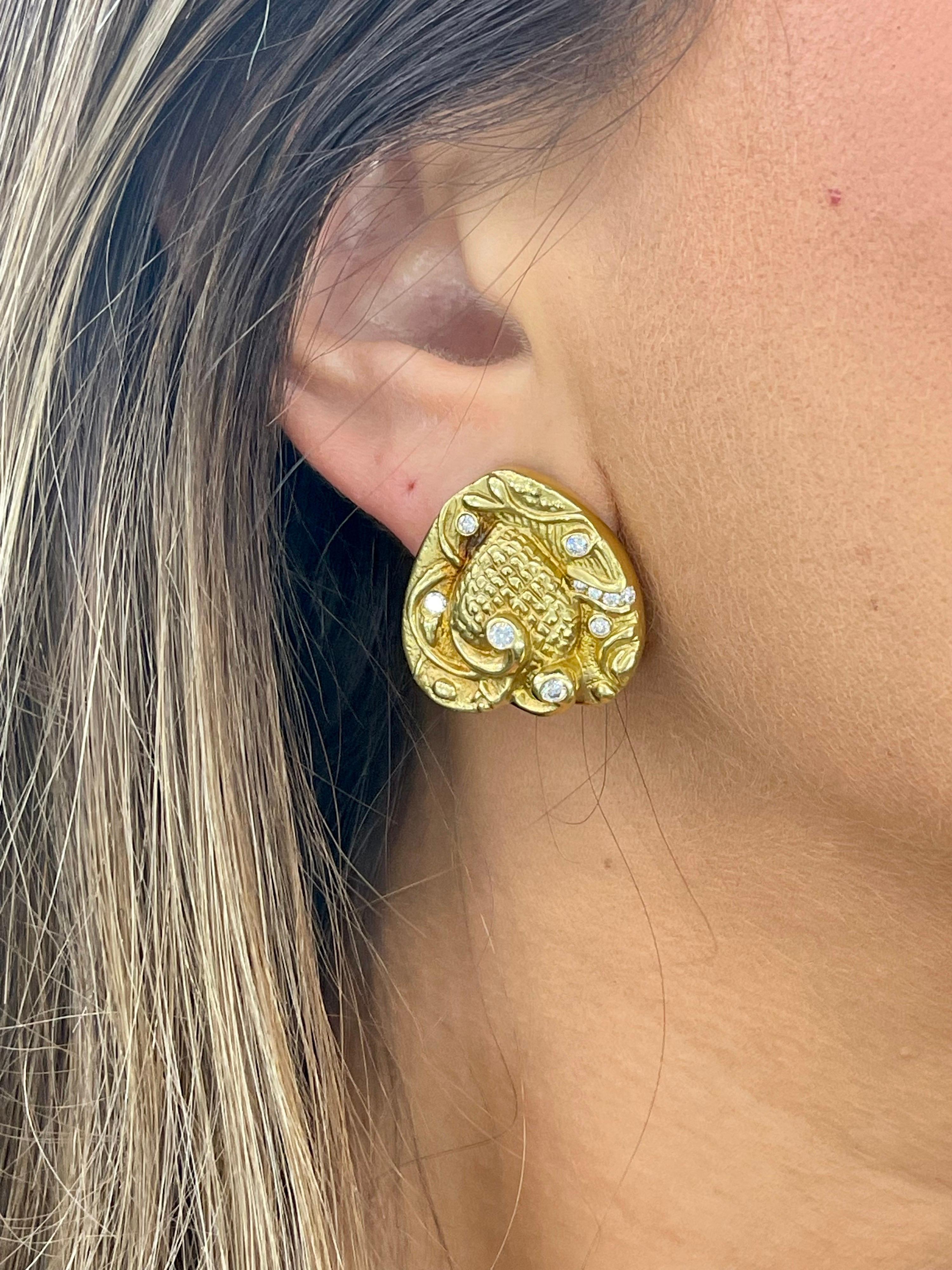 Women's or Men's Heart Shaped Vintage Diamond Gold Earrings For Sale