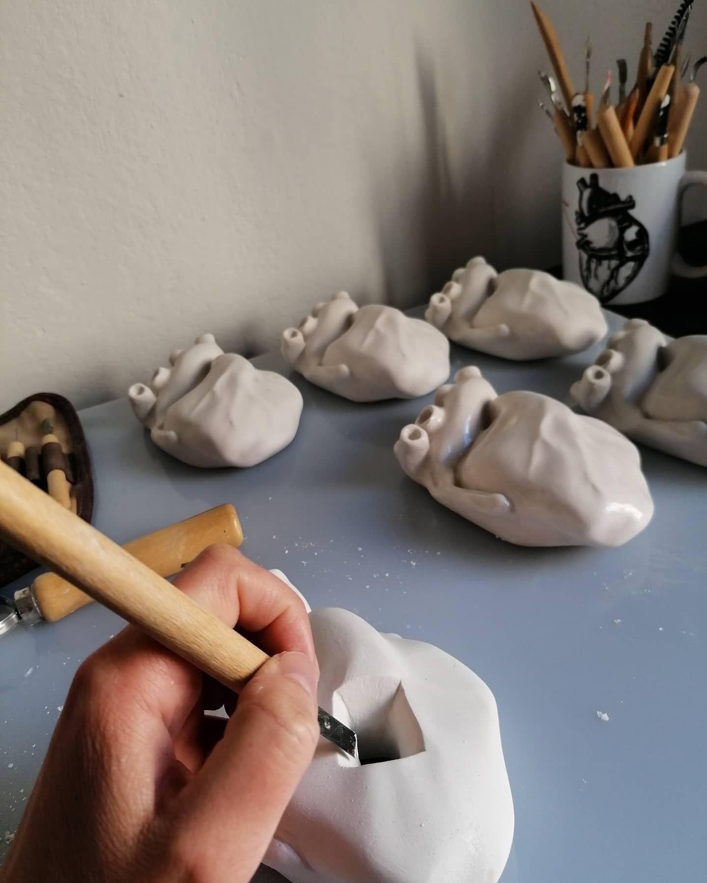 Fait main « Cadre » blanc en forme de cœur, 2022, fabriqué à la main en Italie, pièce unique et anatomique en vente