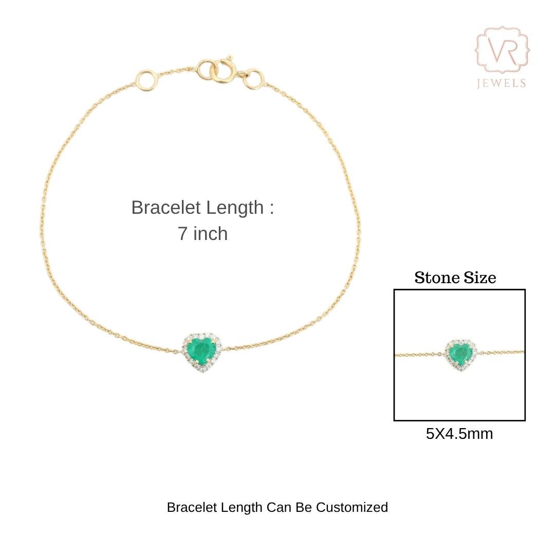Bracelet en or jaune 14K en forme de coeur avec émeraude zambienne et halo de diamants en vente 8