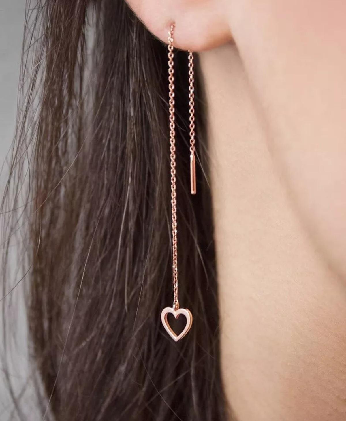 Orecchini a cuore in argento 925 Regalo di Natale. in vendita 2