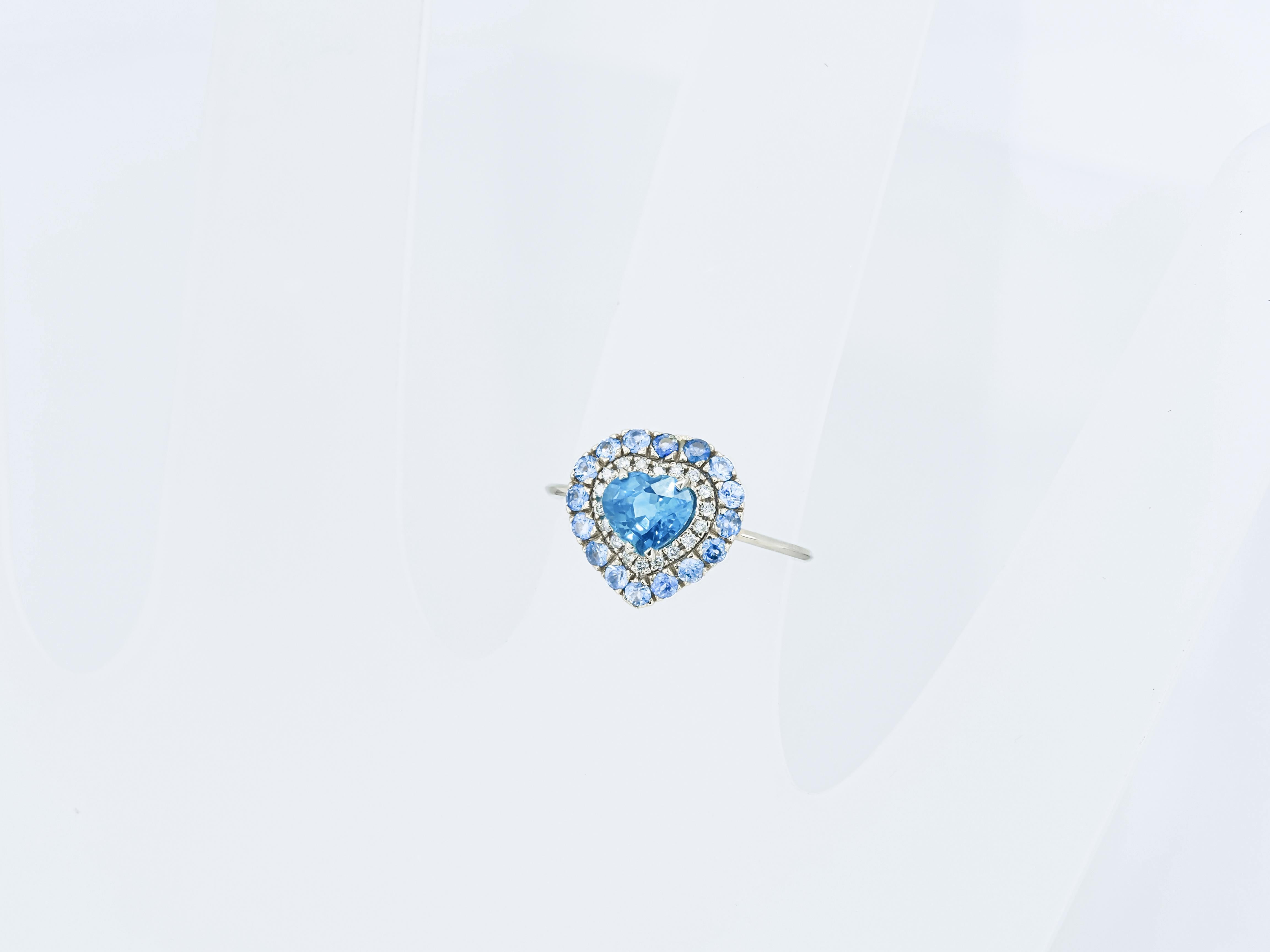 En venta: Heart Topaz and diamonds 14k gold ring  5