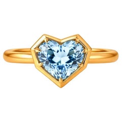 Heart topaz ring in 14k gold