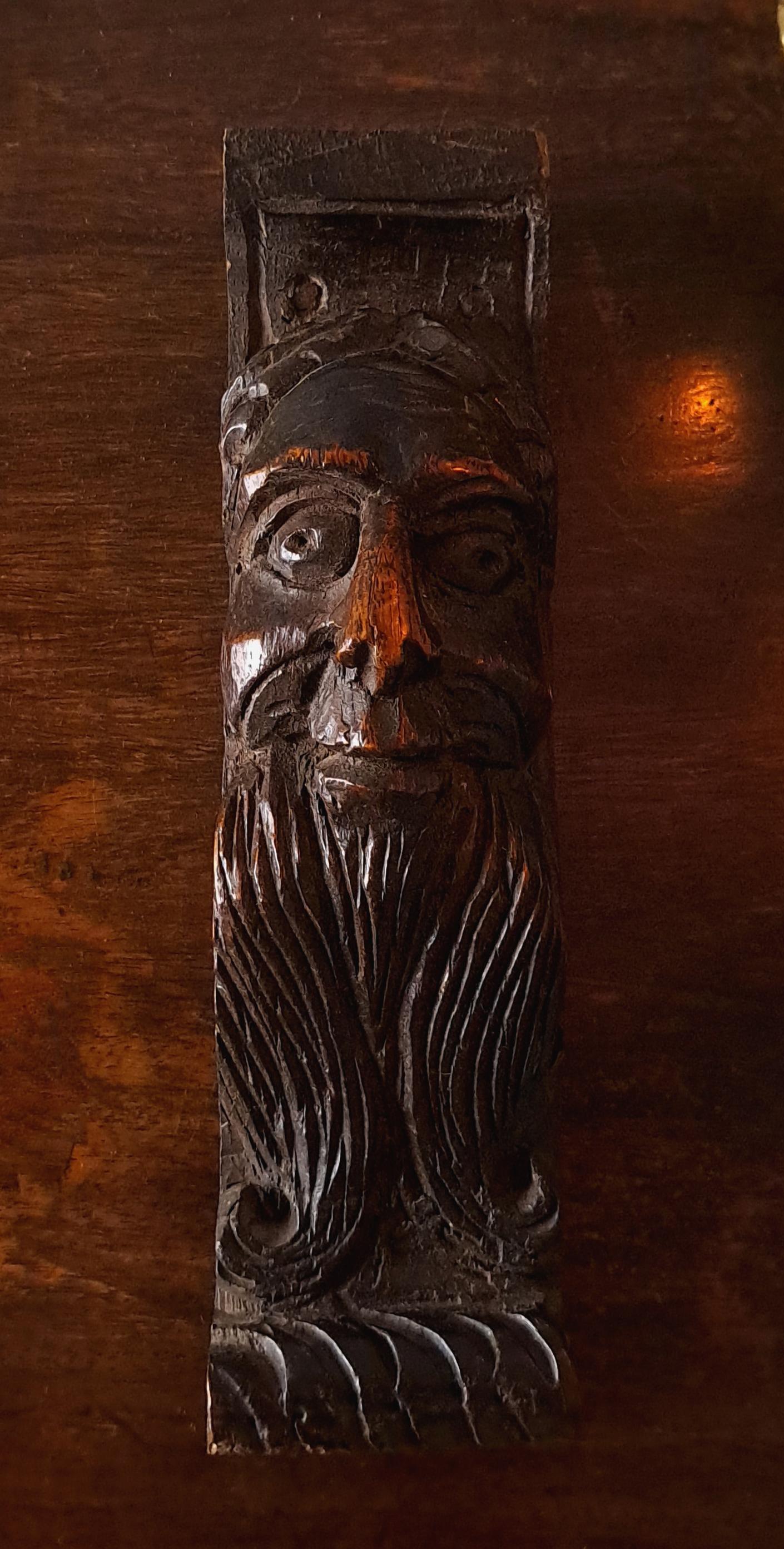 Heart-warming 17th Century Carved Oak Face Corbels c. 1670 For Sale 2