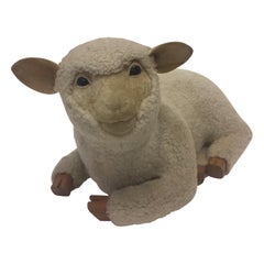 Herzerwärmender dänischer Lamm-Fußschemel