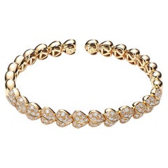 Heart Yellow Gold Diamond Bangle