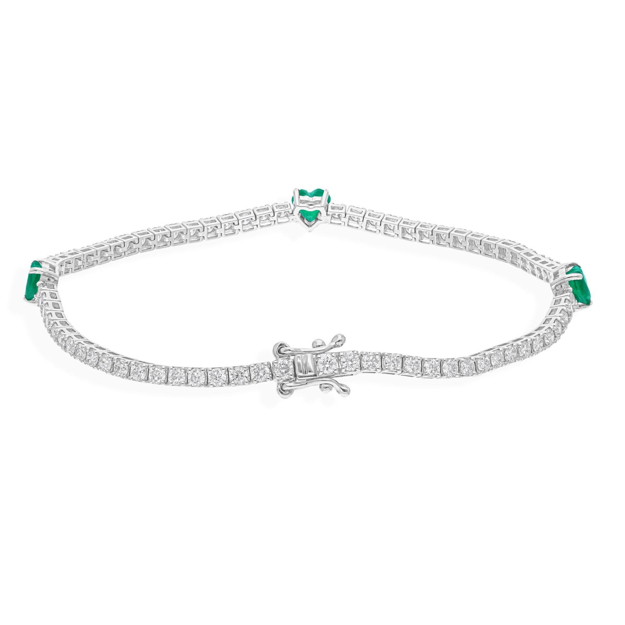 Modern Heart Zambian Emerald Bracelet SI/H Round Brilliant Cut Diamond 14k White Gold For Sale