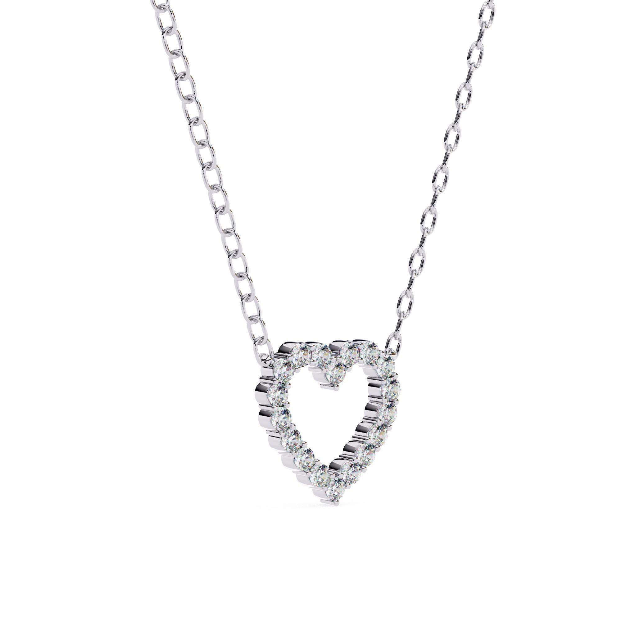Le collier à pendentif Heartfelt Brilliance s'inspire du symbole intemporel de l'amour et de la connexion - le cœur. Son design à cœur ouvert représente la beauté de donner et de recevoir l'amour, chaque diamant symbolisant les moments précieux qui